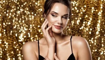 A bronze glow makeup combina luminosidade, leveza e sofisticação para os dias quentes (Imagem: Inara Prusakova | Shutterstock)