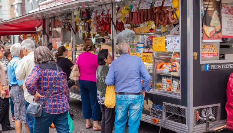 Feiras livres em Curitiba: confira locais e horários deste domingo