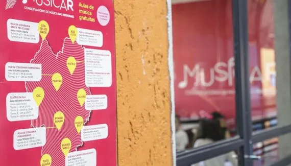 Curitiba oferece colônia de férias musical gratuita para crianças nos bairros