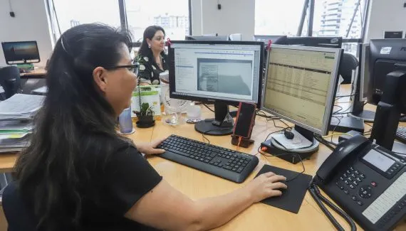 Prefeitura de Curitiba planeja novos concursos públicos para 2026