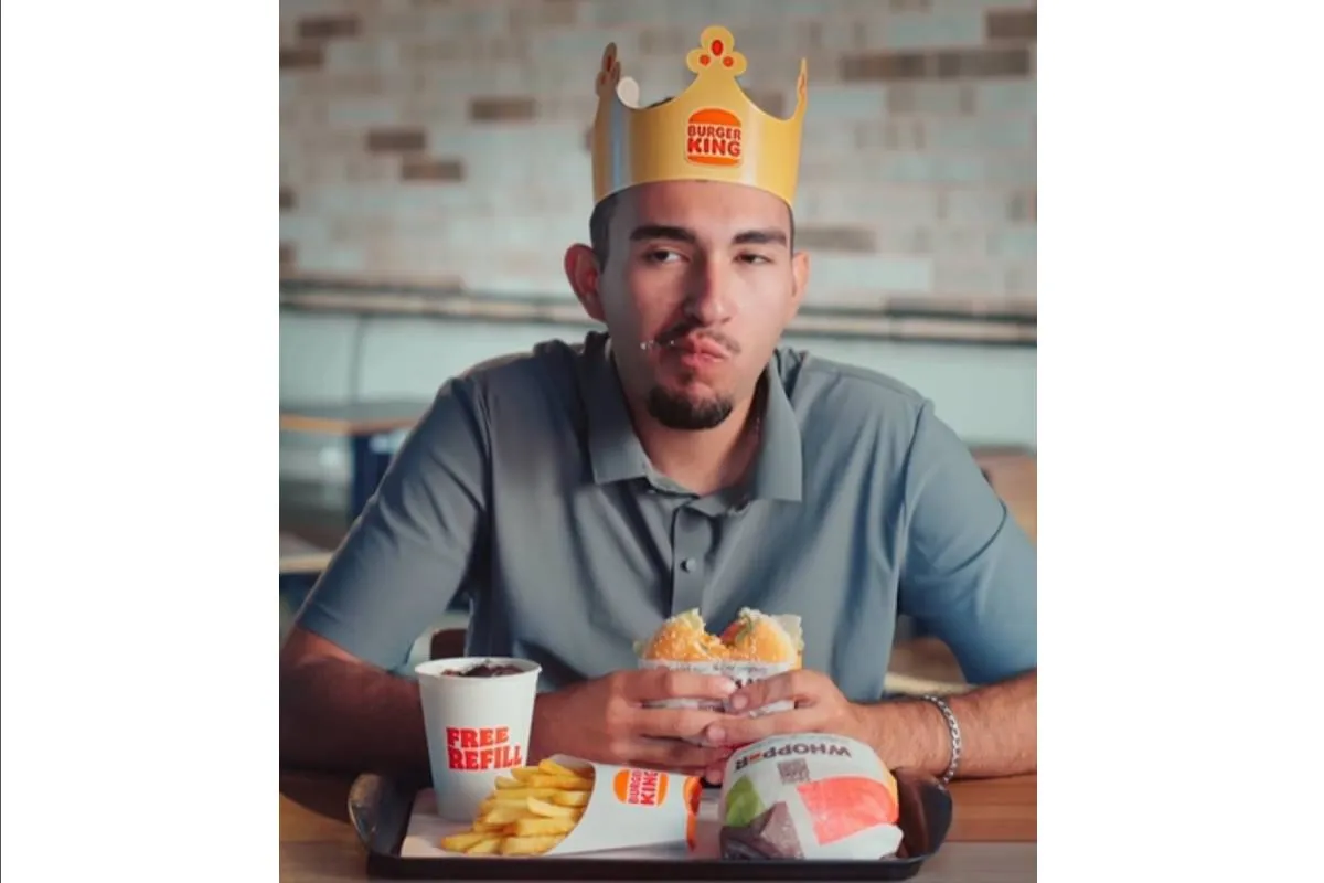 Betinho vira garoto propaganda de uma rede de fastfood.