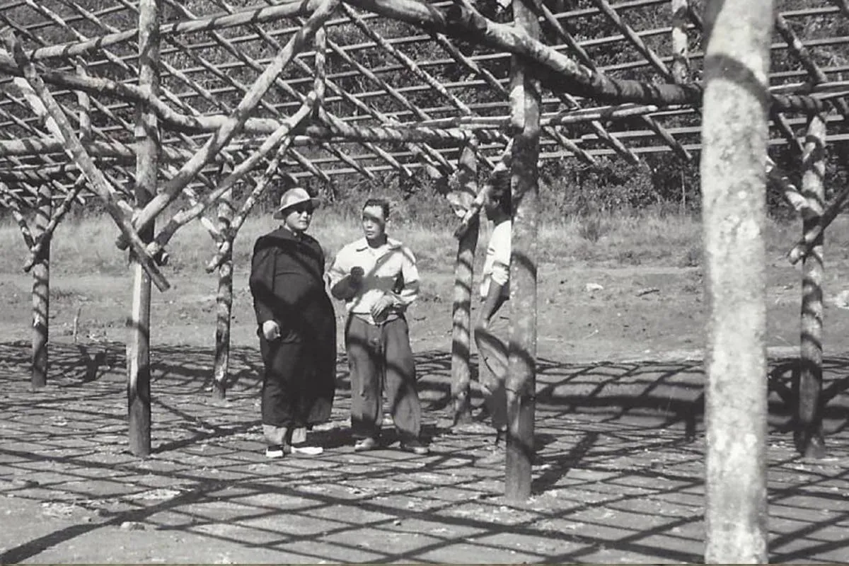 Imagem é uma foto antiga sobre a Imigração Católica Agrícola Coreana