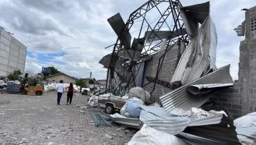 estragos provocados por tornado em são josé dos pinhais