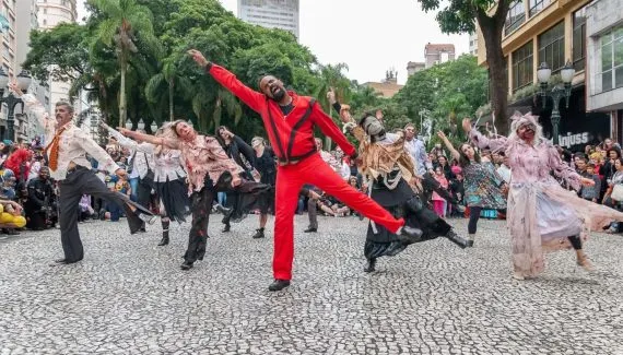 Curitiba se prepara para maior Zombie Walk da história