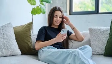 A hiperconexão afeta o equilíbrio emocional das pessoas (Imagem: VH-studio | Shutterstock)