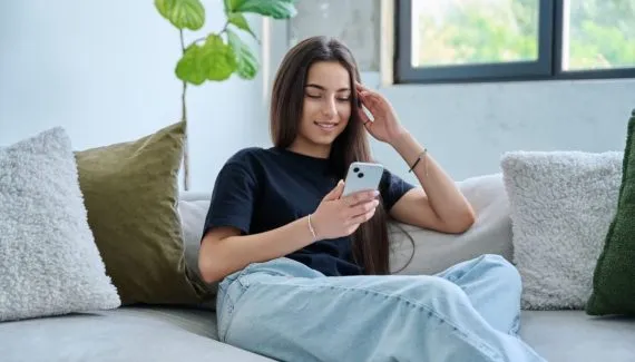 Entenda os efeitos negativos da hiperconexão na saúde mental