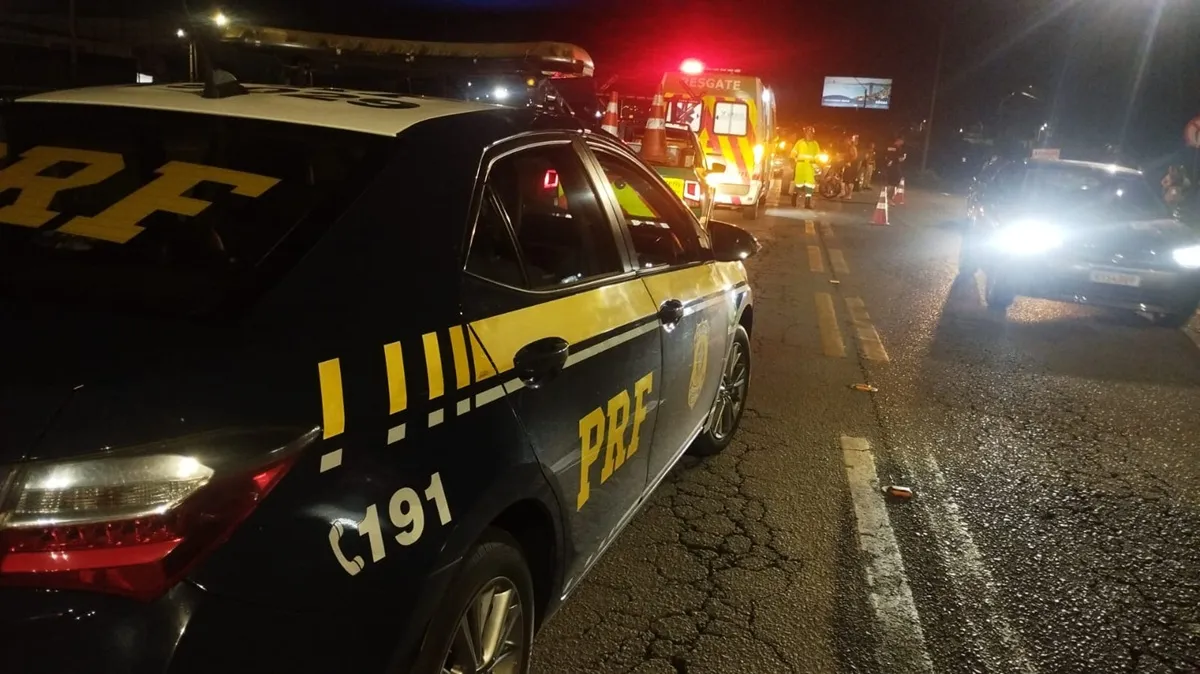 motociclista fica ferido em acidente na br 376