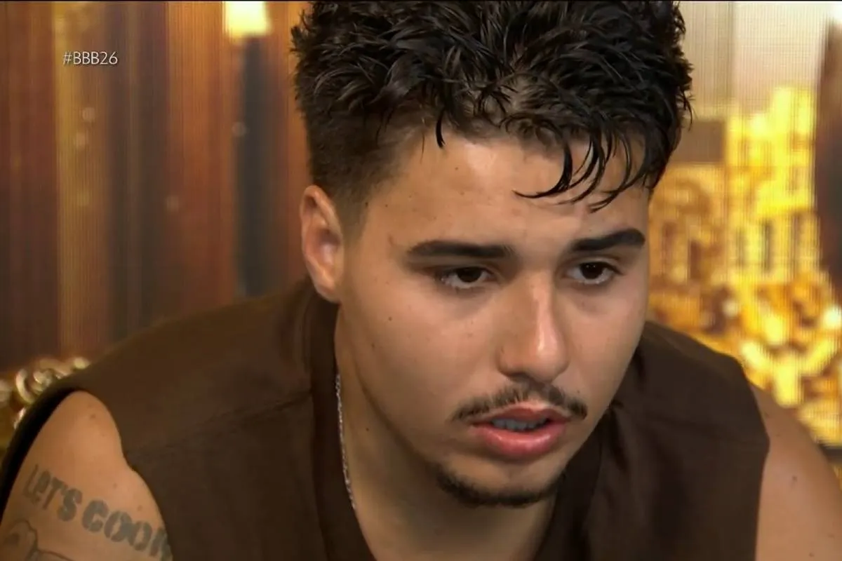 Imagem mostra Pedro do BBB 16 "se explicando" após a desistência do BBB 26.