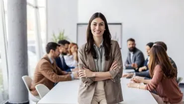 Em 2026, os líderes devem assumir uma função mais estratégica, emocional e relacional (Imagem: Dusan Petkovic | Shutterstock)