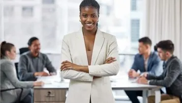 É possível enfrentar a síndrome da impostora a partir do fortalecimento do autoconhecimento e da consciência emocional