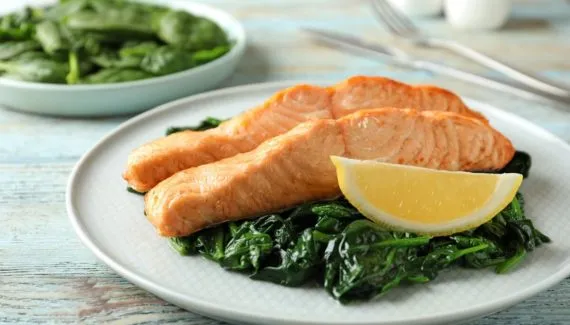 Vitamina B12 no prato: 4 receitas saudáveis para o jantar