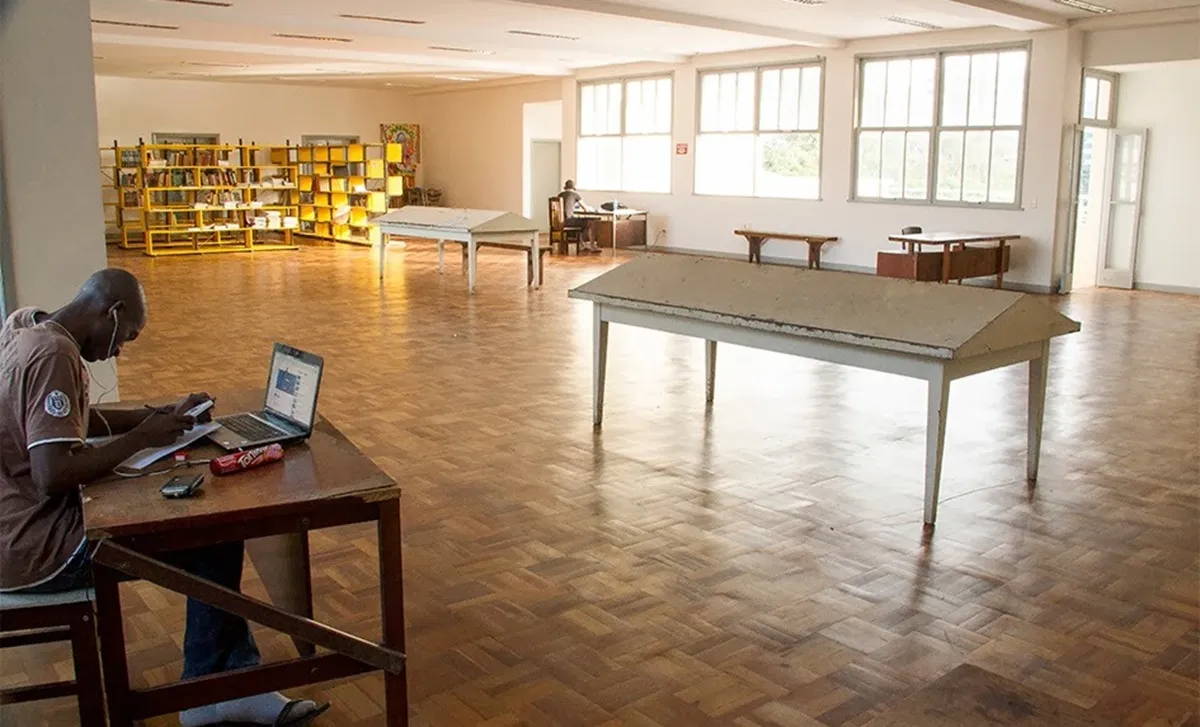 Casa do Estudante do Paraná oferece moradia acessível para estudantes universitários por preços mais baixos, no Centro de Curitiba