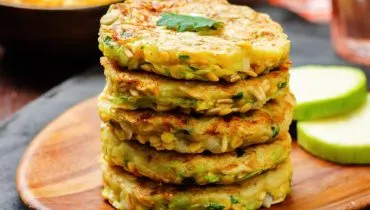 Hambúrgueres de lentilha com abobrinha e aveia (Imagem: Nataliya Arzamasova | Shutterstock)