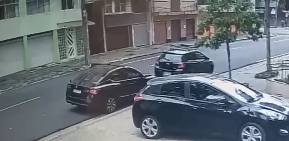 motorista que atropelou e matou taxista em curitiba é denunciado por homicídio