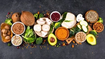 Alimentos ricos em proteínas podem substituir o ovo na dieta vegetariana (Imagem: Yulia Furman | Shutterstock)