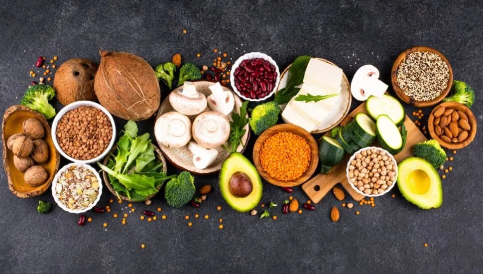 Alimentos ricos em proteínas podem substituir o ovo na dieta vegetariana (Imagem: Yulia Furman | Shutterstock)