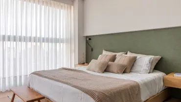 Um dormitório deve refletir o modo de vida de quem o habita, bem como suas ideias de pessoalidade, pausa e quietude (Projeto: Rawi Arquitetura + Design | Imagem: Rafael Renzo)