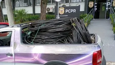 PCPR prende homem por receptação e localiza 1 tonelada de cabos de telefonia em Curitiba