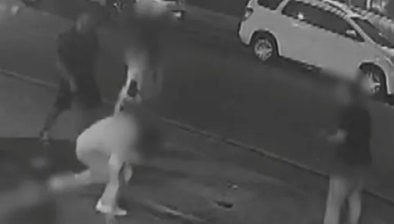 Briga por ciúmes na saída de balada termina com quatro pessoas atropeladas em Curitiba