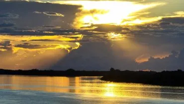 Sem La Niña, calor e chuvas rápidas marcam fevereiro no Paraná