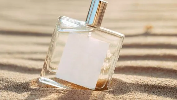 Leveza, frescor e elegância: como escolher perfumes para o verão