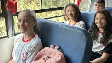Transporte escolar no Paraná: estudantes devem conferir cadastro para garantir o uso do serviço em 2026