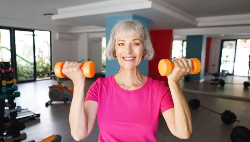 Aumento da população idosa no Brasil acende alerta sobre a importância de envelhecer com independência, saúde e propósito (Imagem: kudla | Shutterstock)