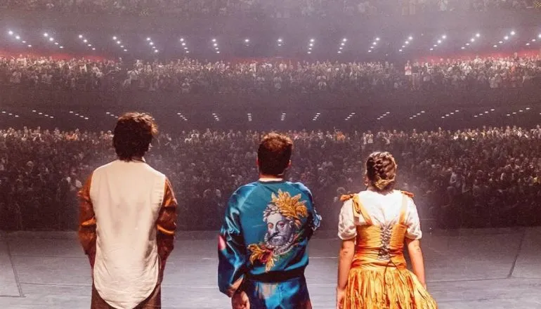 Festival de Curitiba injeta R$ 50 milhões com público recorde em 2025