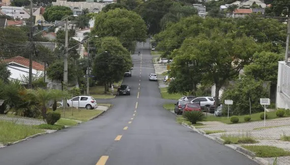 Prefeitura recupera pavimento de 907 metros de ruas na Regional Boa Vista