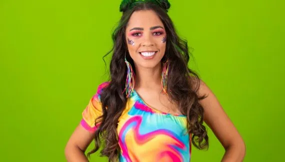 Penteados de Carnaval: 4 opções práticas para curtir a folia sem preocupação