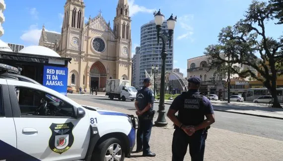 Guarda Municipal mobiliza 100 agentes para segurança no Carnaval de Curitiba