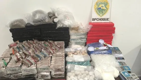 Denúncia de violência doméstica leva à descoberta de laboratório de drogas na RMC