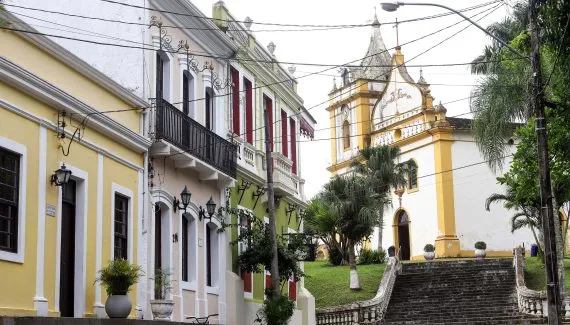 Litoral paranaense ferve com temperaturas acima de 38°C