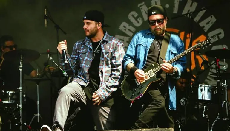 Vocalista de nova formação do Charlie Brown Jr. é natural do Paraná