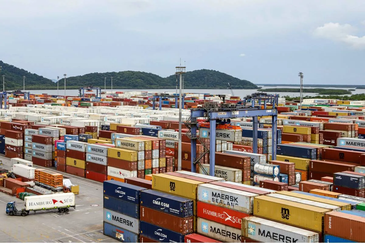 Imagem mostra o Porto de Paranaguá.