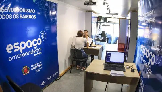 Salas do Empreendedor de Curitiba oferecem apoio gratuito ao MEI