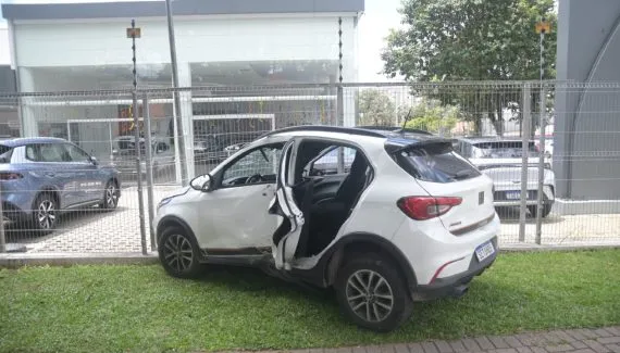 Suspeita de racha no Boa Vista termina em acidente grave