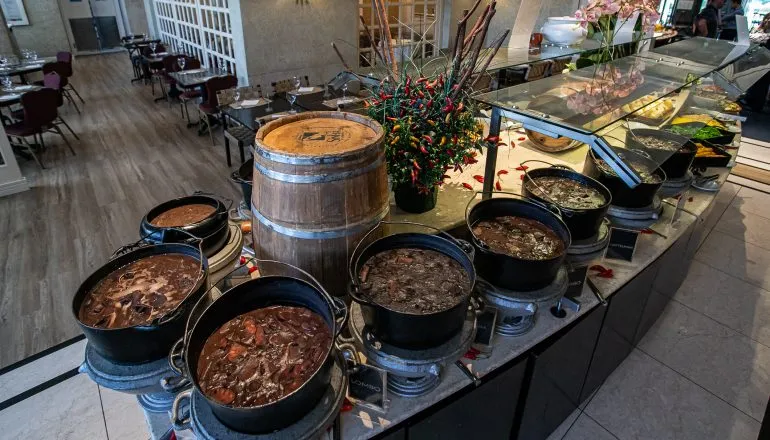 Mabu Curitiba retoma famosa Feijoadíssima: saiba mais