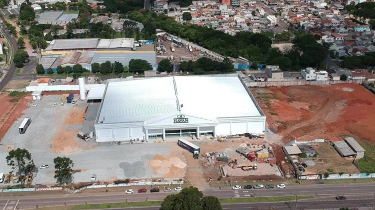 Luciano Hang confirma presença em inauguração da nova Havan em Curitiba