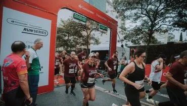 Santander Track&Field Run Series 2026 terá etapa no Pátio Batel