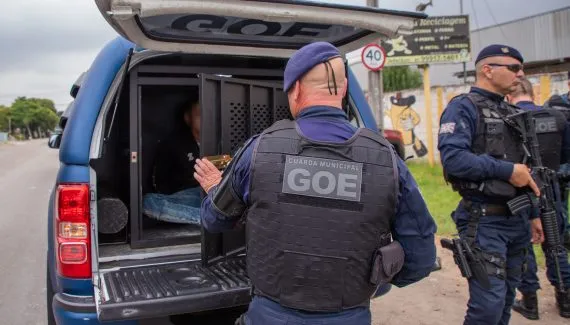 Ação contra furto de cabos em Curitiba detém quatro suspeitos