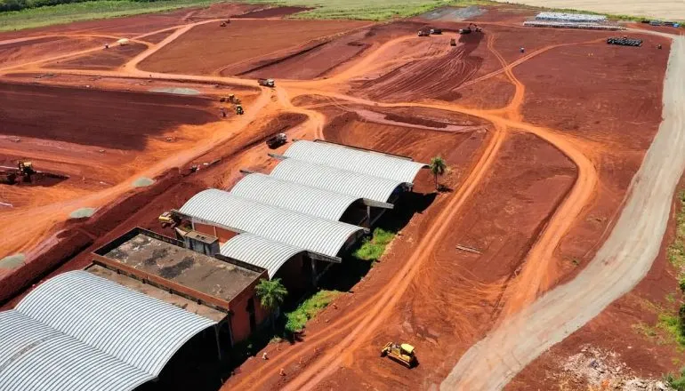 Porto Seco de Foz fica pronto em 2026, mas acesso pela BR-277 só em 2030