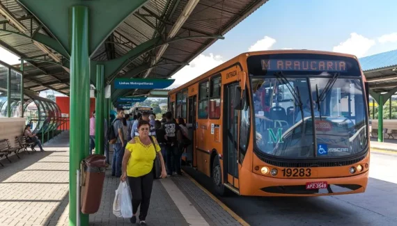 8x menos CO₂ e 62x menos risco: as vantagens de ir de ônibus na RMC