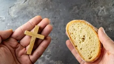 Quando feito com consciência, o jejum na Quaresma pode favorecer o equilíbrio do corpo e da mente (Imagem: Mehes Daniel | Shutterstock)