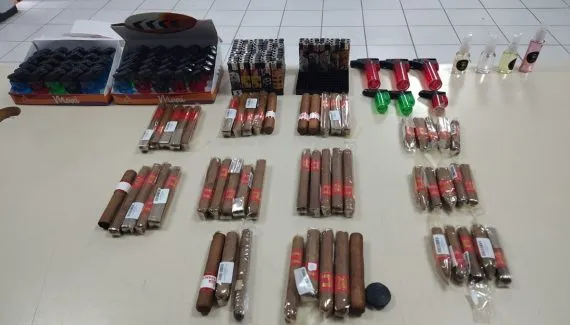 Operação fiscaliza comércios e encontra produtos irregulares no Alto Boqueirão