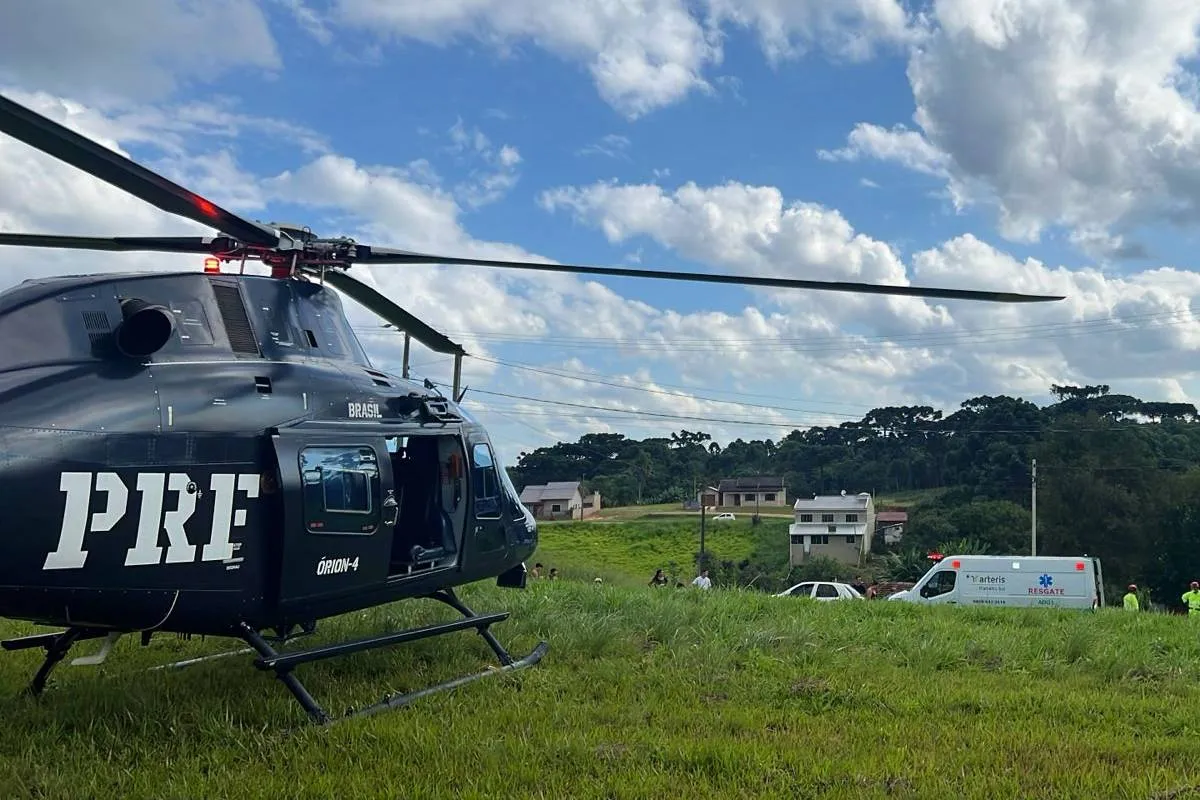 Imagem mostra um helicóptero da Polícia Rodoviária Federal.
