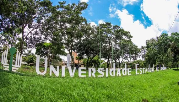 Concurso UEL: salário de R$ 7.616 para arquitetos e outros cargos