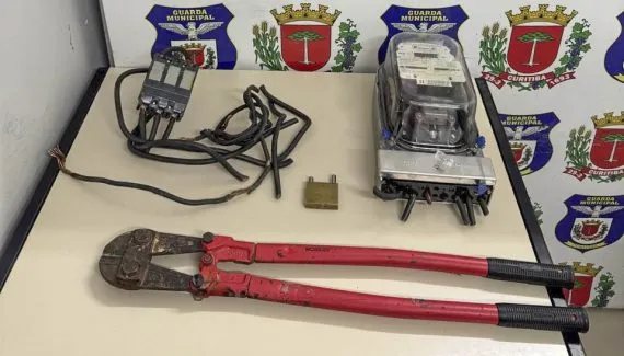 Guarda Municipal prende dupla por furto de fiação no Parolin