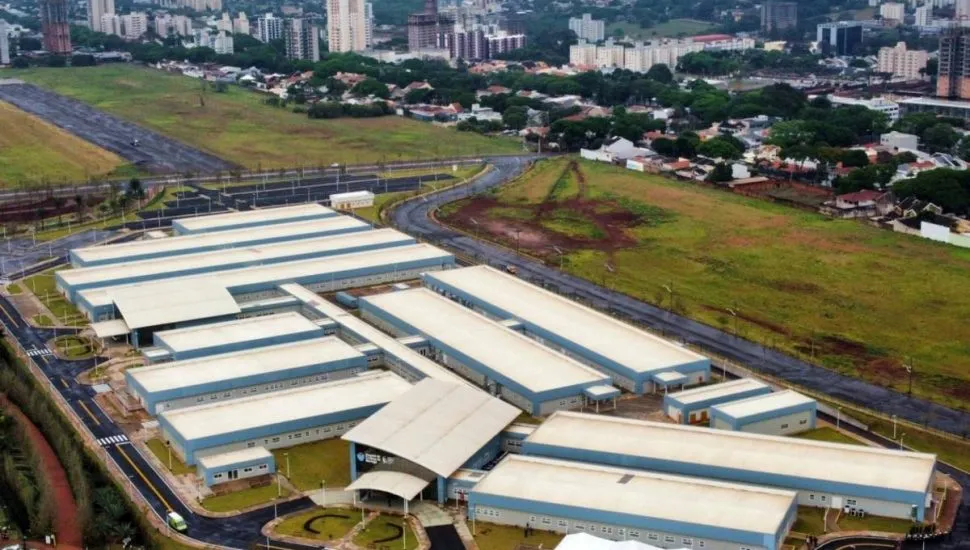 Imagem aérea mostra o Hospital da Criança de Maringá (HCM).