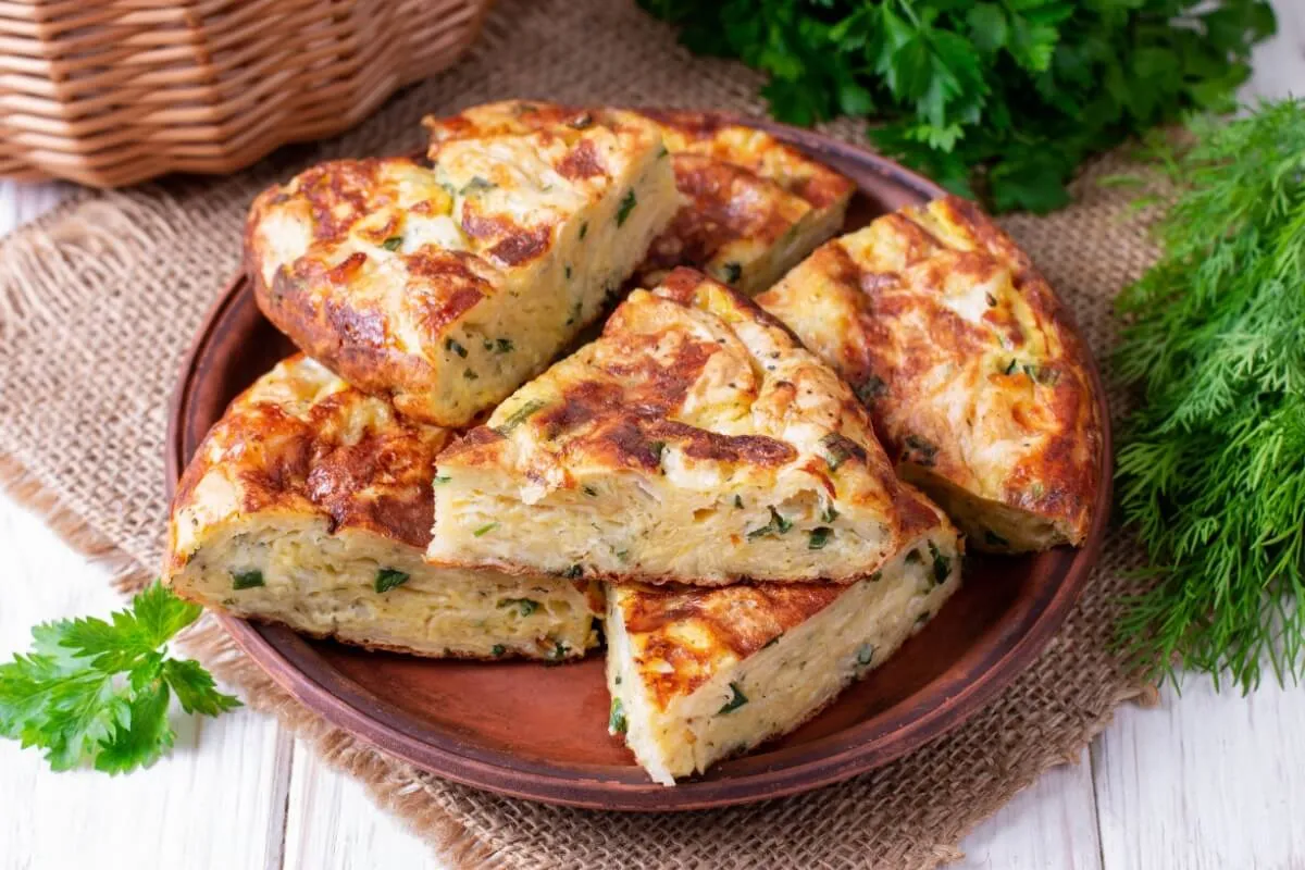 Torta de abobrinha com ervas (Imagem: Ahanov Michael | Shutterstock)